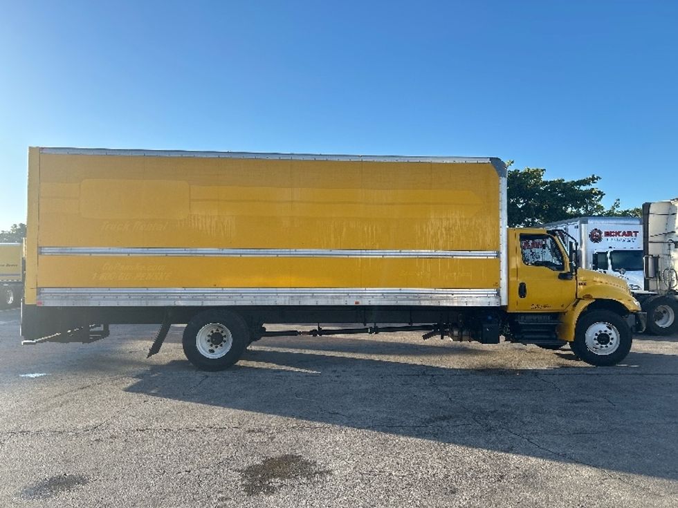 Medium Duty Box Truck-Light and Medium Duty Trucks-International-2021-MV607-Medley-FL-212,492\n\t\tmiles-$ 40,500 - Image 15