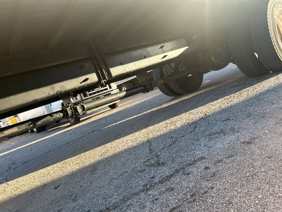 Medium Duty Box Truck-Light and Medium Duty Trucks-International-2021-MV607-Medley-FL-212,492\n\t\tmiles-$ 40,500 - Image 5