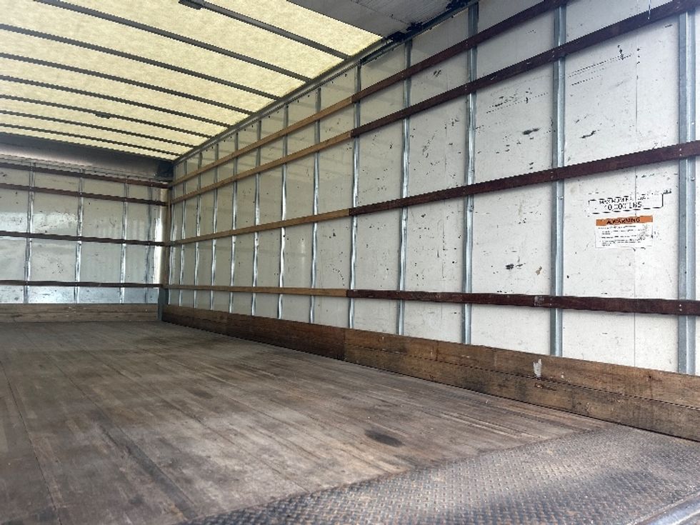 Medium Duty Box Truck-Light and Medium Duty Trucks-International-2021-MV607-Medley-FL-215,080\n\t\tmiles-$ 40,000 - Image 11