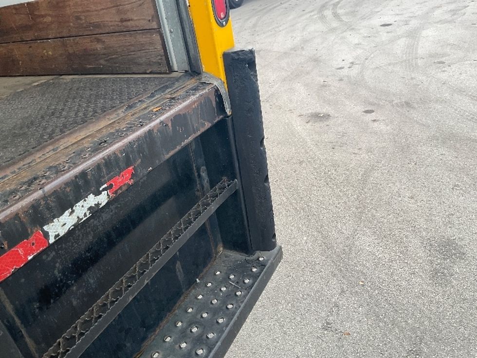 Medium Duty Box Truck-Light and Medium Duty Trucks-International-2021-MV607-Medley-FL-216,562\n\t\tmiles-$ 39,750 - Image 28