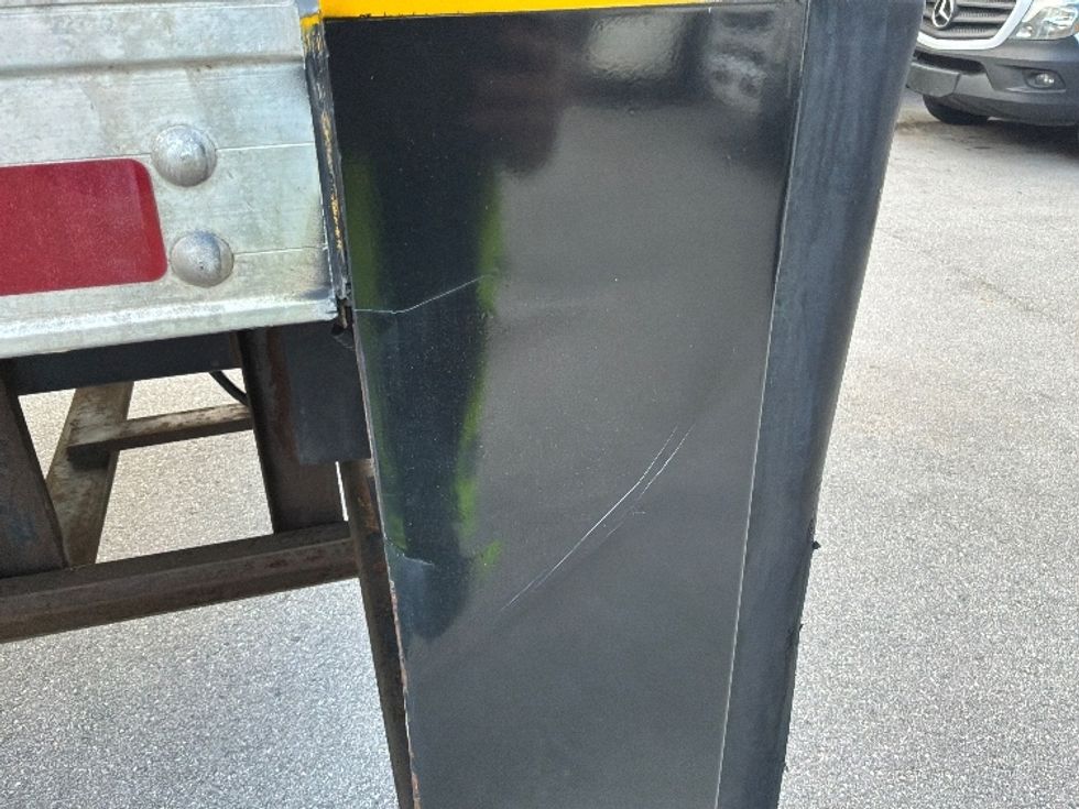 Medium Duty Box Truck-Light and Medium Duty Trucks-International-2021-MV607-Medley-FL-217,109\n\t\tmiles-$ 39,750 - Image 26