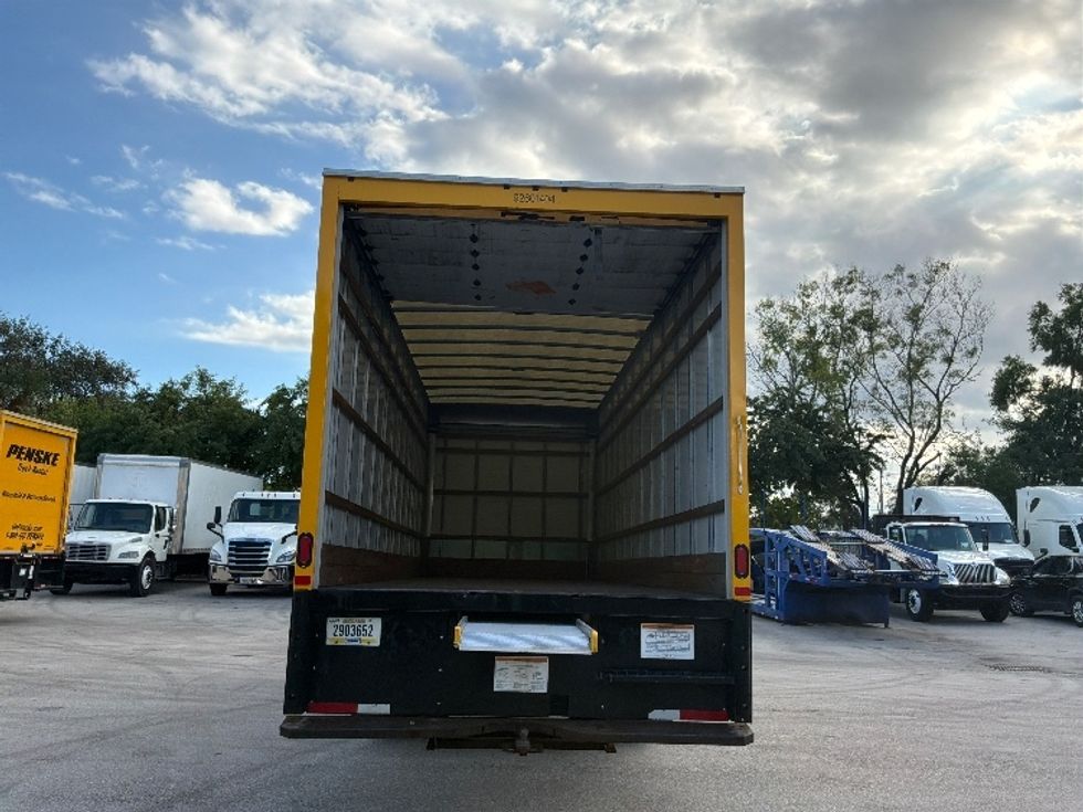 Medium Duty Box Truck-Light and Medium Duty Trucks-International-2021-MV607-Medley-FL-217,109\n\t\tmiles-$ 39,750 - Image 9