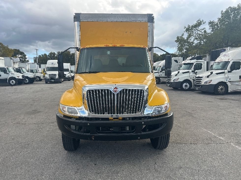 Medium Duty Box Truck-Light and Medium Duty Trucks-International-2021-MV607-Medley-FL-222,522\n\t\tmiles-$ 39,000 - Image 2