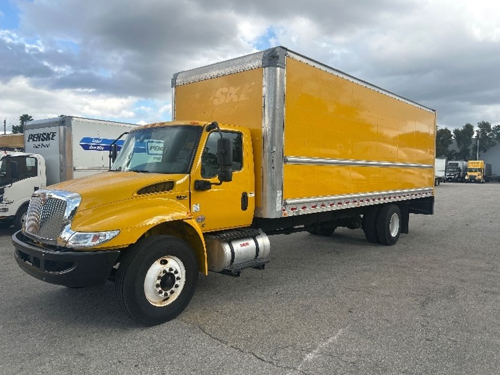 Medium Duty Box Truck-Light and Medium Duty Trucks-International-2021-MV607-Medley-FL-222,522\n\t\tmiles-$ 39,000 - Image 3