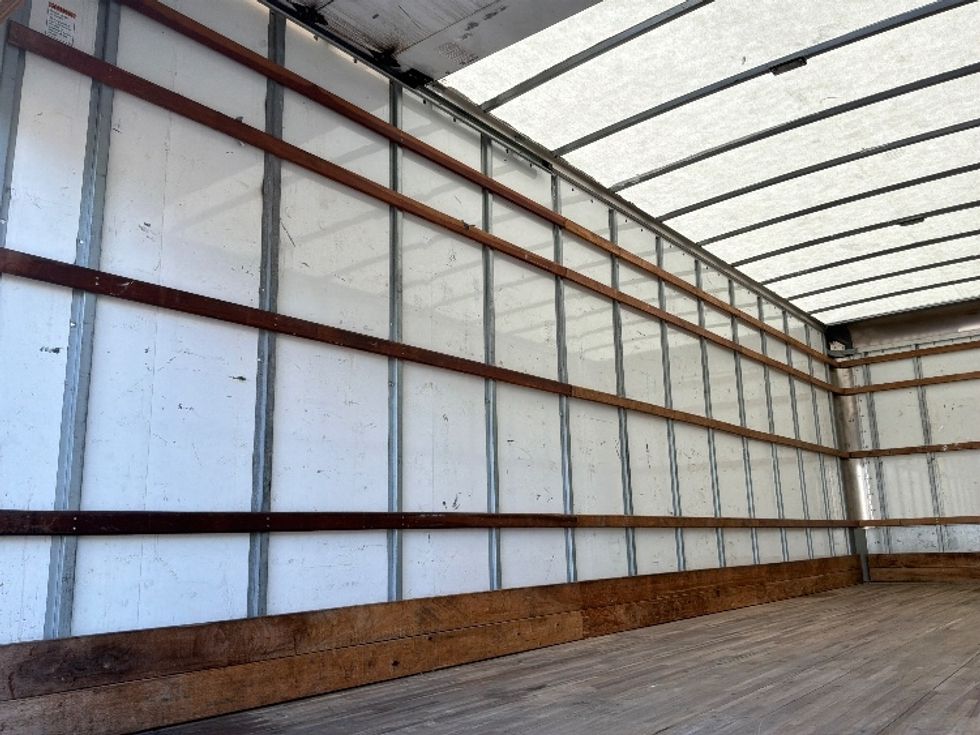 Medium Duty Box Truck-Light and Medium Duty Trucks-International-2021-MV607-Medley-FL-225,619\n\t\tmiles-$ 38,500 - Image 11