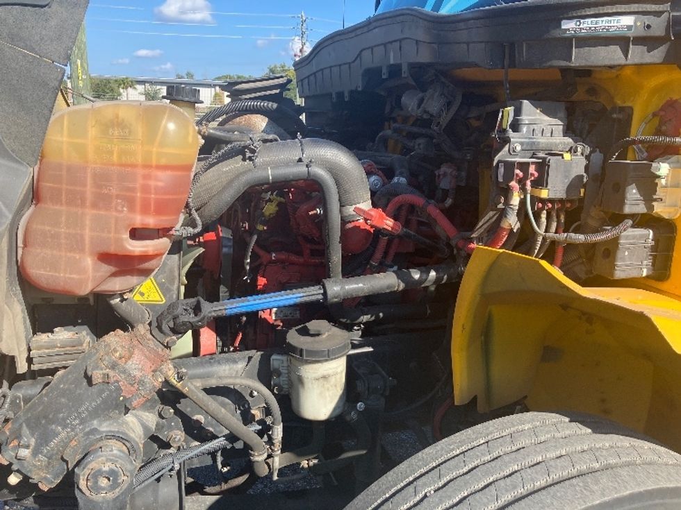 Medium Duty Box Truck-Light and Medium Duty Trucks-International-2021-MV607-Medley-FL-225,619\n\t\tmiles-$ 38,500 - Image 24