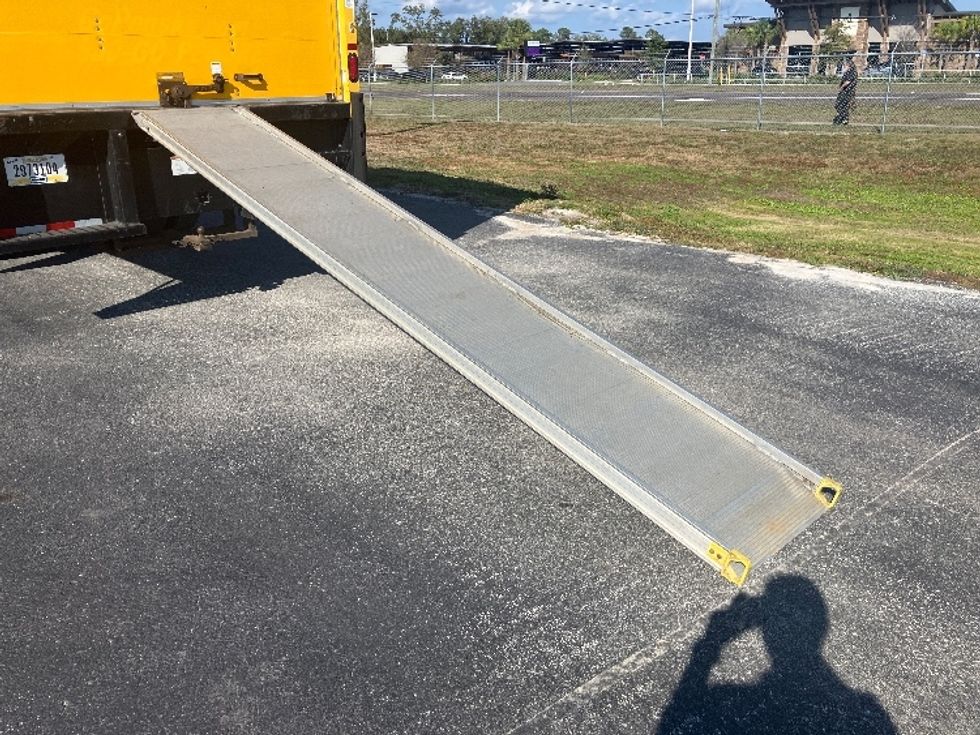 Medium Duty Box Truck-Light and Medium Duty Trucks-International-2021-MV607-Medley-FL-225,619\n\t\tmiles-$ 38,500 - Image 25