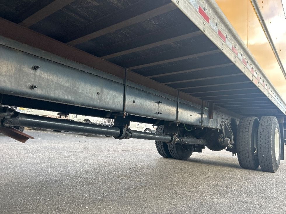 Medium Duty Box Truck-Light and Medium Duty Trucks-International-2021-MV607-Medley-FL-227,414\n\t\tmiles-$ 38,250 - Image 5