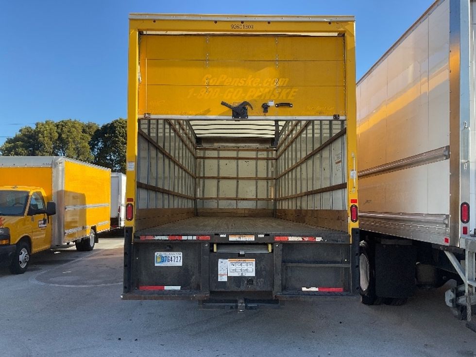 Medium Duty Box Truck-Light and Medium Duty Trucks-International-2021-MV607-Medley-FL-227,414\n\t\tmiles-$ 38,250 - Image 8