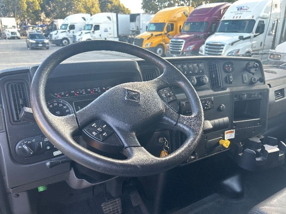 Medium Duty Box Truck-Light and Medium Duty Trucks-International-2021-MV607-Medley-FL-232,804\n\t\tmiles-$ 37,500 - Image 17