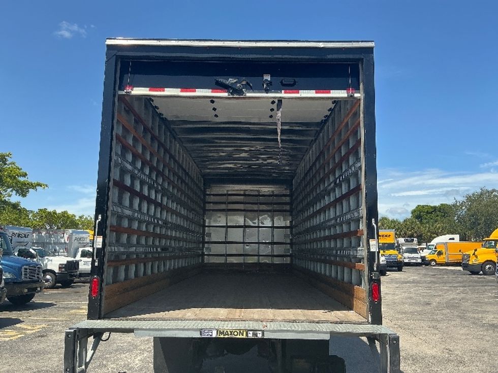 Medium Duty Box Truck-Light and Medium Duty Trucks-International-2021-MV607-Medley-FL-59,257\n\t\tmiles-$ 71,750 - Image 8