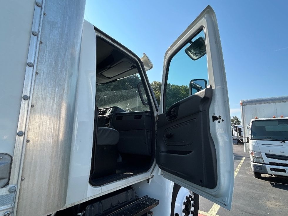 Medium Duty Box Truck-Light and Medium Duty Trucks-International-2021-MV607-Memphis-TN-158,197\n\t\tmiles-$ 63,750 - Image 19