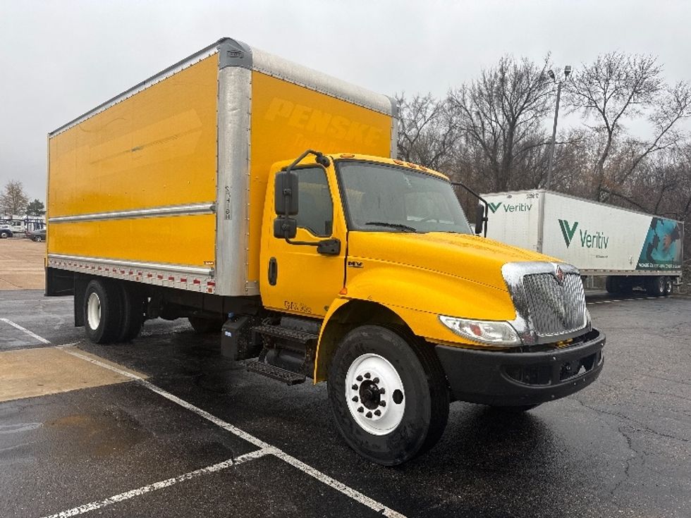 Medium Duty Box Truck-Light and Medium Duty Trucks-International-2021-MV607-Memphis-TN-165,800\n\t\tmiles-$ 41,500 - Image 1