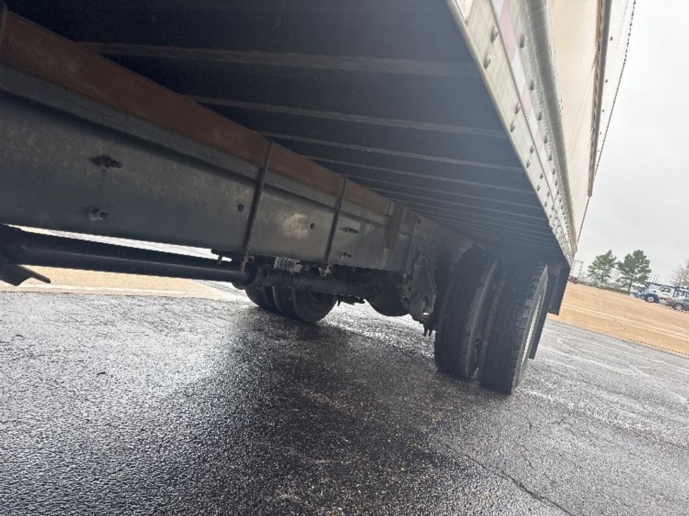 Medium Duty Box Truck-Light and Medium Duty Trucks-International-2021-MV607-Memphis-TN-165,800\n\t\tmiles-$ 41,500 - Image 5