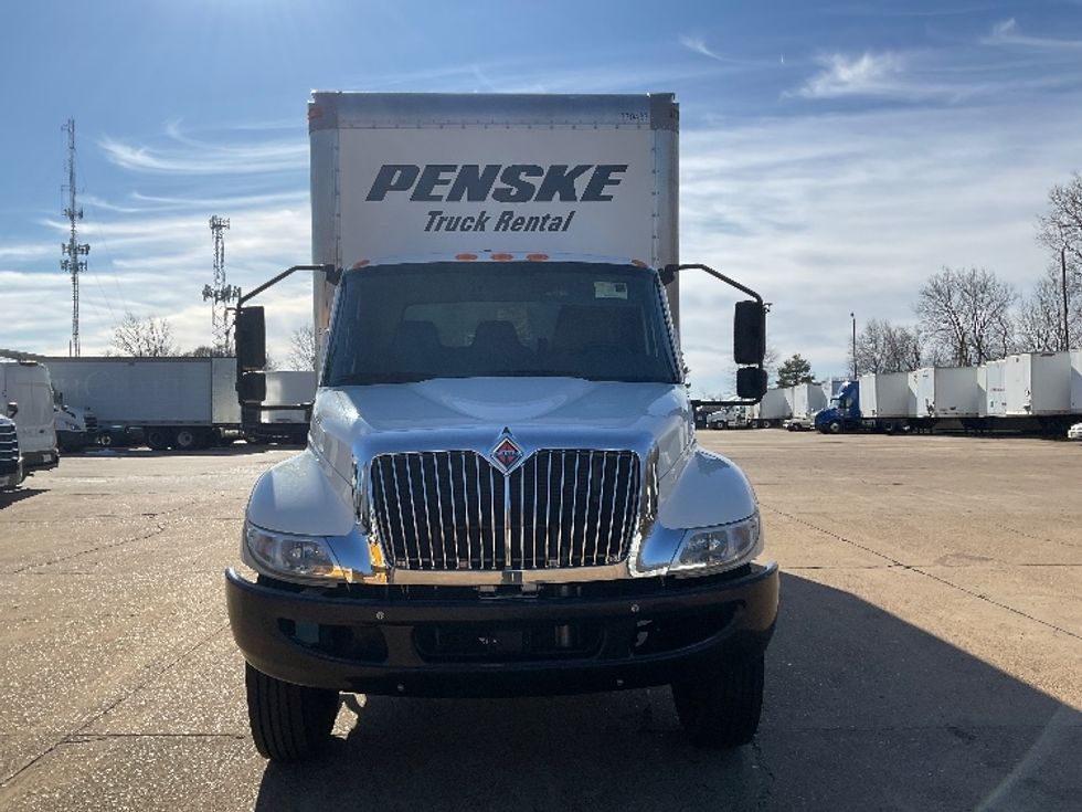 Medium Duty Box Truck-Light and Medium Duty Trucks-International-2021-MV607-Memphis-TN-188,996\n\t\tmiles-$ 55,000 - Image 2