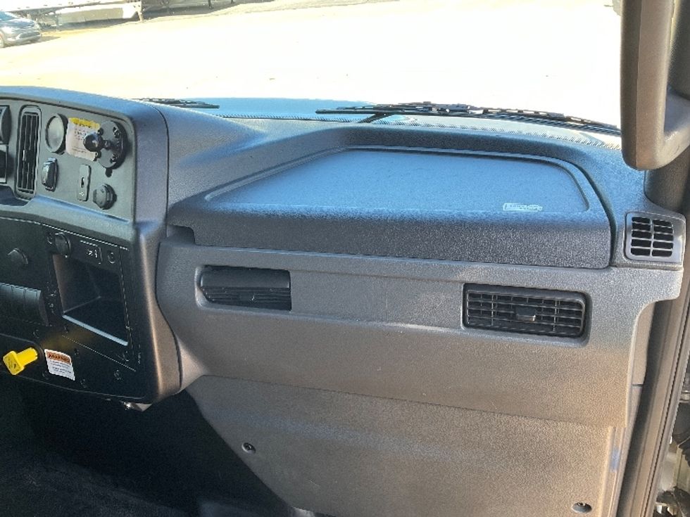 Medium Duty Box Truck-Light and Medium Duty Trucks-International-2021-MV607-Memphis-TN-188,996\n\t\tmiles-$ 55,000 - Image 20