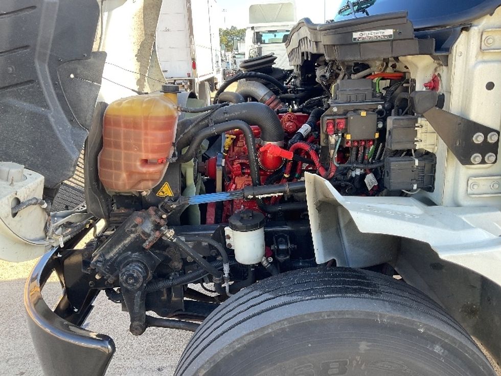 Medium Duty Box Truck-Light and Medium Duty Trucks-International-2021-MV607-Memphis-TN-188,996\n\t\tmiles-$ 55,000 - Image 23