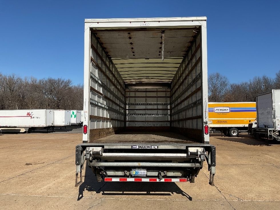 Medium Duty Box Truck-Light and Medium Duty Trucks-International-2021-MV607-Memphis-TN-188,996\n\t\tmiles-$ 55,000 - Image 8