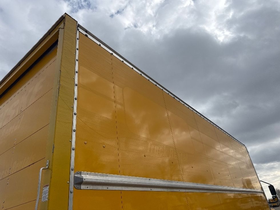 Medium Duty Box Truck-Light and Medium Duty Trucks-International-2021-MV607-Memphis-TN-197,637\n\t\tmiles-$ 42,500 - Image 28