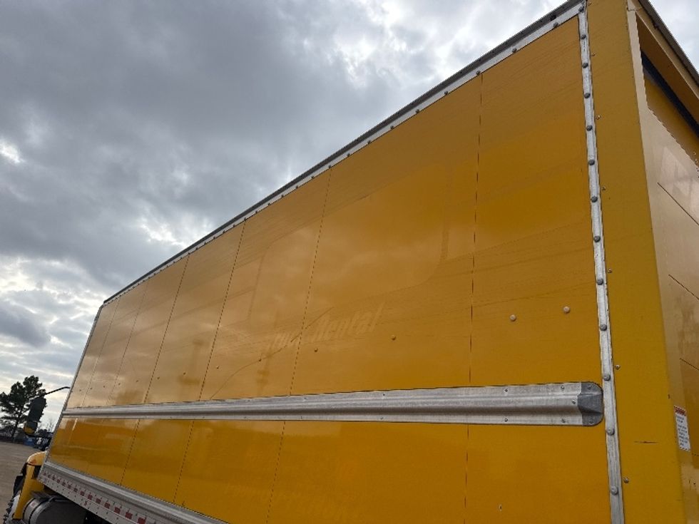 Medium Duty Box Truck-Light and Medium Duty Trucks-International-2021-MV607-Memphis-TN-197,637\n\t\tmiles-$ 42,500 - Image 29