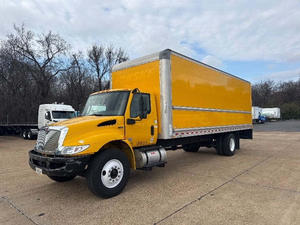 Medium Duty Box Truck-Light and Medium Duty Trucks-International-2021-MV607-Memphis-TN-197,637\n\t\tmiles-$ 42,500 - Image 3