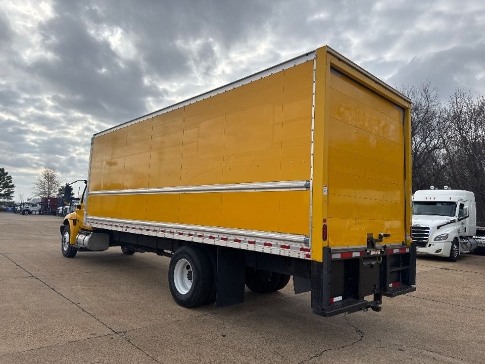 Medium Duty Box Truck-Light and Medium Duty Trucks-International-2021-MV607-Memphis-TN-197,637\n\t\tmiles-$ 42,500 - Image 6