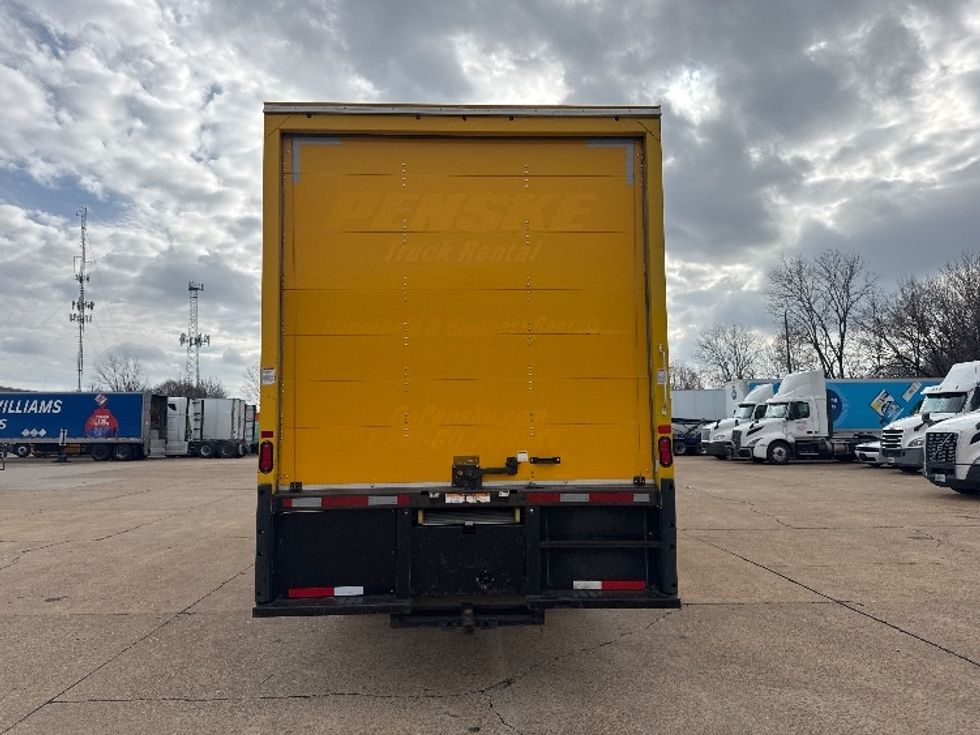 Medium Duty Box Truck-Light and Medium Duty Trucks-International-2021-MV607-Memphis-TN-197,637\n\t\tmiles-$ 42,500 - Image 7