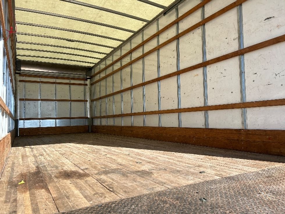 Medium Duty Box Truck-Light and Medium Duty Trucks-International-2021-MV607-Memphis-TN-200,136\n\t\tmiles-$ 42,250 - Image 11