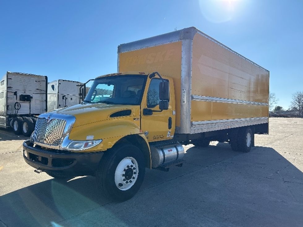 Medium Duty Box Truck-Light and Medium Duty Trucks-International-2021-MV607-Memphis-TN-200,136\n\t\tmiles-$ 42,250 - Image 3