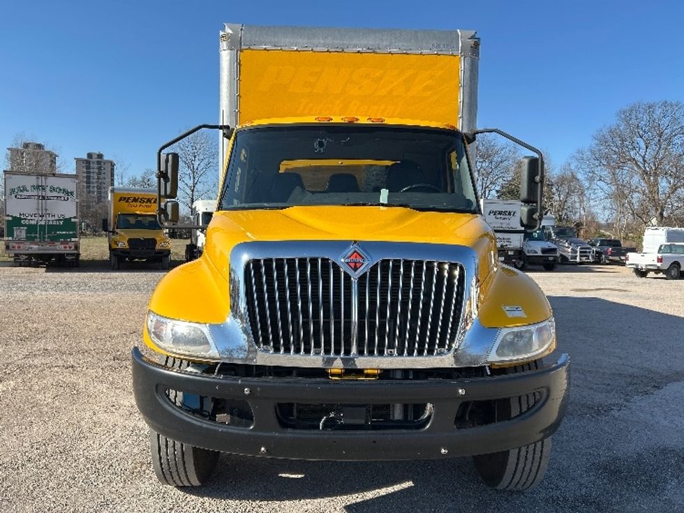 Medium Duty Box Truck-Light and Medium Duty Trucks-International-2021-MV607-Memphis-TN-209,078\n\t\tmiles-$ 41,000 - Image 2