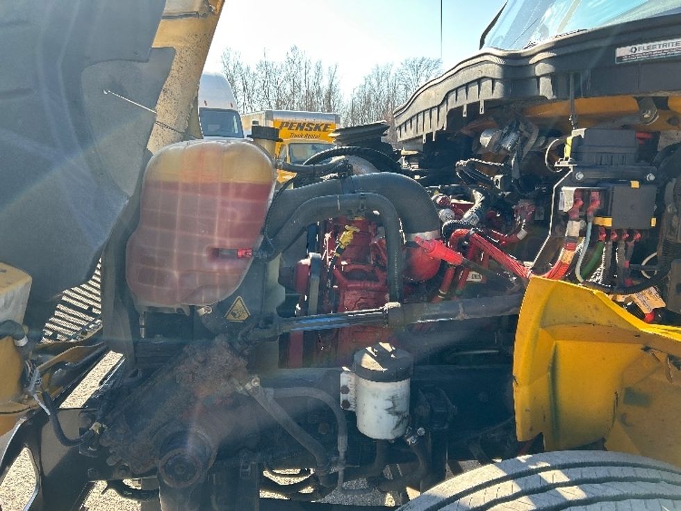 Medium Duty Box Truck-Light and Medium Duty Trucks-International-2021-MV607-Memphis-TN-209,078\n\t\tmiles-$ 41,000 - Image 24