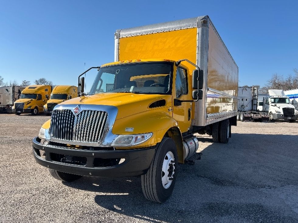 Medium Duty Box Truck-Light and Medium Duty Trucks-International-2021-MV607-Memphis-TN-209,078\n\t\tmiles-$ 41,000 - Image 3