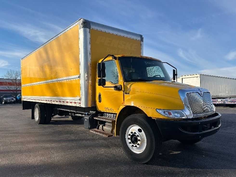 Medium Duty Box Truck-Light and Medium Duty Trucks-International-2021-MV607-Memphis-TN-216,469\n\t\tmiles-$ 40,000 - Image 1