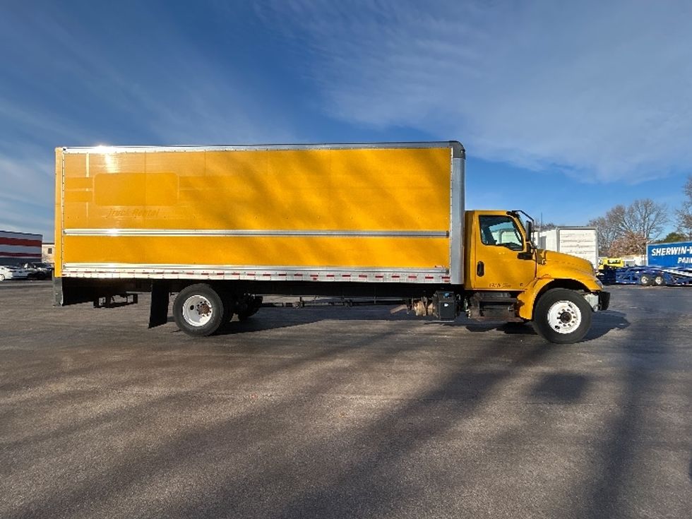 Medium Duty Box Truck-Light and Medium Duty Trucks-International-2021-MV607-Memphis-TN-216,469\n\t\tmiles-$ 40,000 - Image 14