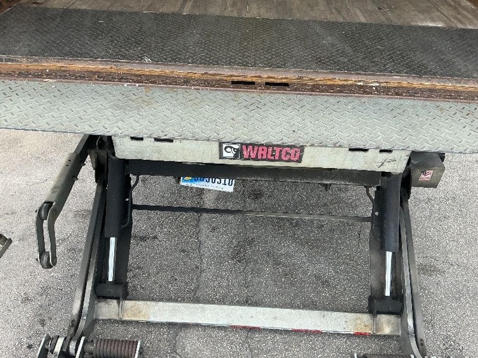 Medium Duty Box Truck-Light and Medium Duty Trucks-International-2021-MV607-Miami-FL-204,975\n\t\tmiles-$ 51,250 - Image 10