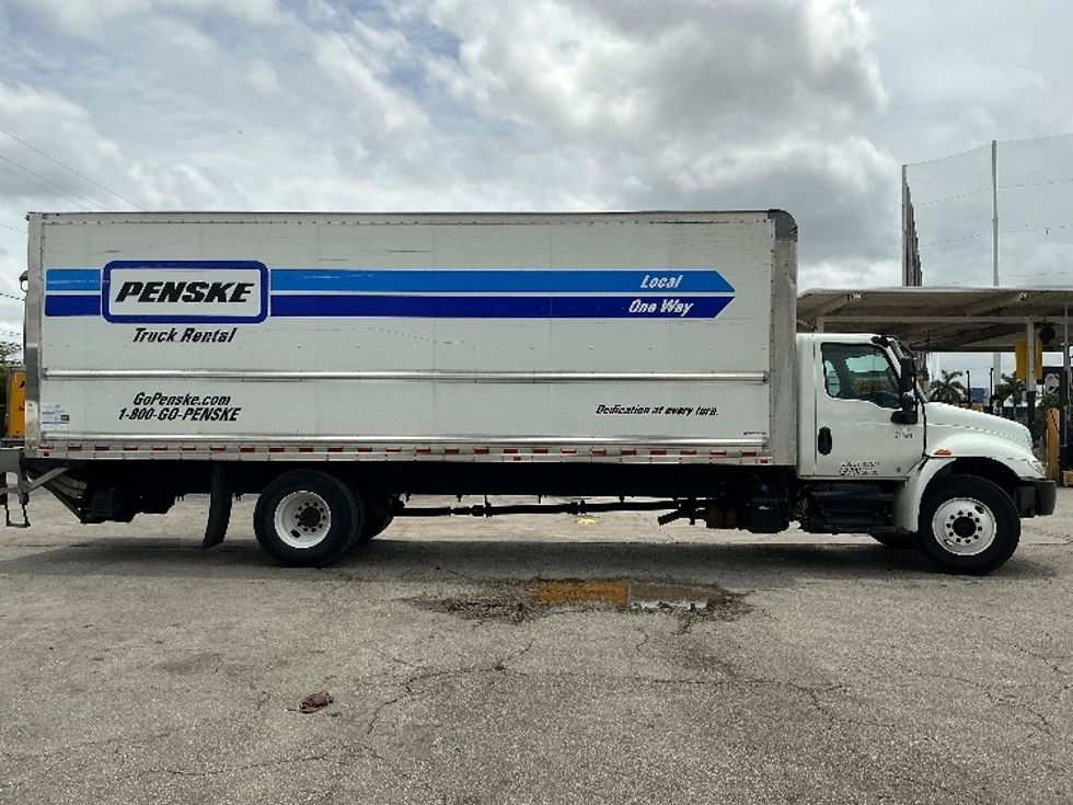 Medium Duty Box Truck-Light and Medium Duty Trucks-International-2021-MV607-Miami-FL-204,975\n\t\tmiles-$ 51,250 - Image 15