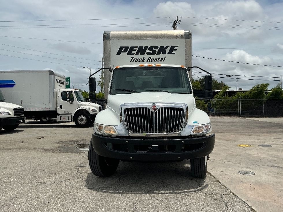 Medium Duty Box Truck-Light and Medium Duty Trucks-International-2021-MV607-Miami-FL-204,975\n\t\tmiles-$ 51,250 - Image 2