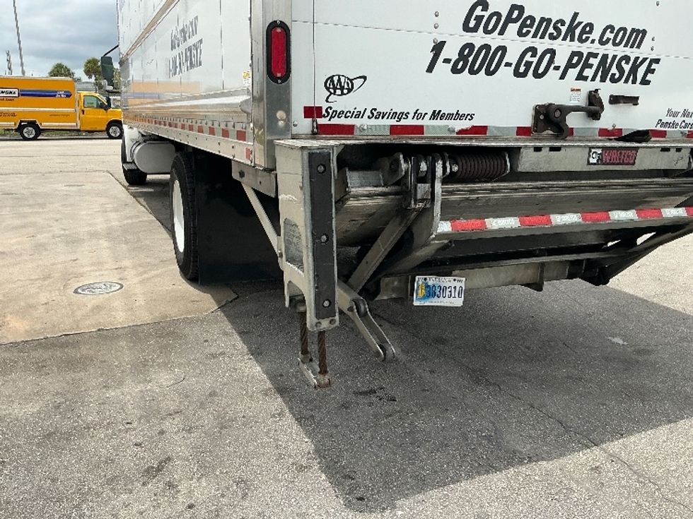 Medium Duty Box Truck-Light and Medium Duty Trucks-International-2021-MV607-Miami-FL-204,975\n\t\tmiles-$ 51,250 - Image 28
