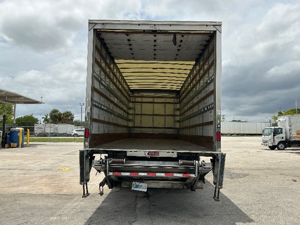 Medium Duty Box Truck-Light and Medium Duty Trucks-International-2021-MV607-Miami-FL-204,975\n\t\tmiles-$ 51,250 - Image 8