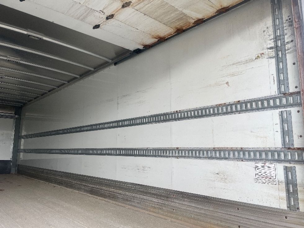 Medium Duty Box Truck-Light and Medium Duty Trucks-International-2021-MV607-Middlefield-OH-134,288\n\t\tmiles-$ 56,500 - Image 12