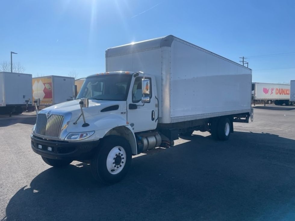 Medium Duty Box Truck-Light and Medium Duty Trucks-International-2021-MV607-Middlefield-OH-134,288\n\t\tmiles-$ 56,500 - Image 3