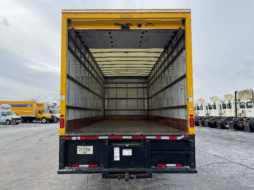 Medium Duty Box Truck-Light and Medium Duty Trucks-International-2021-MV607-Middlefield-OH-167,515\n\t\tmiles-$ 45,750 - Image 8