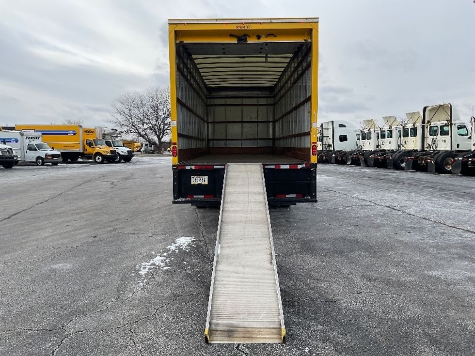 Medium Duty Box Truck-Light and Medium Duty Trucks-International-2021-MV607-Middlefield-OH-167,515\n\t\tmiles-$ 45,750 - Image 9