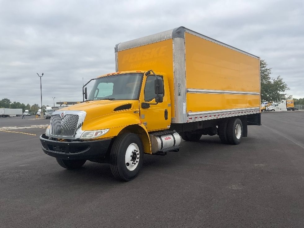 Medium Duty Box Truck-Light and Medium Duty Trucks-International-2021-MV607-Middlefield-OH-175,296\n\t\tmiles-$ 35,500 - Image 1