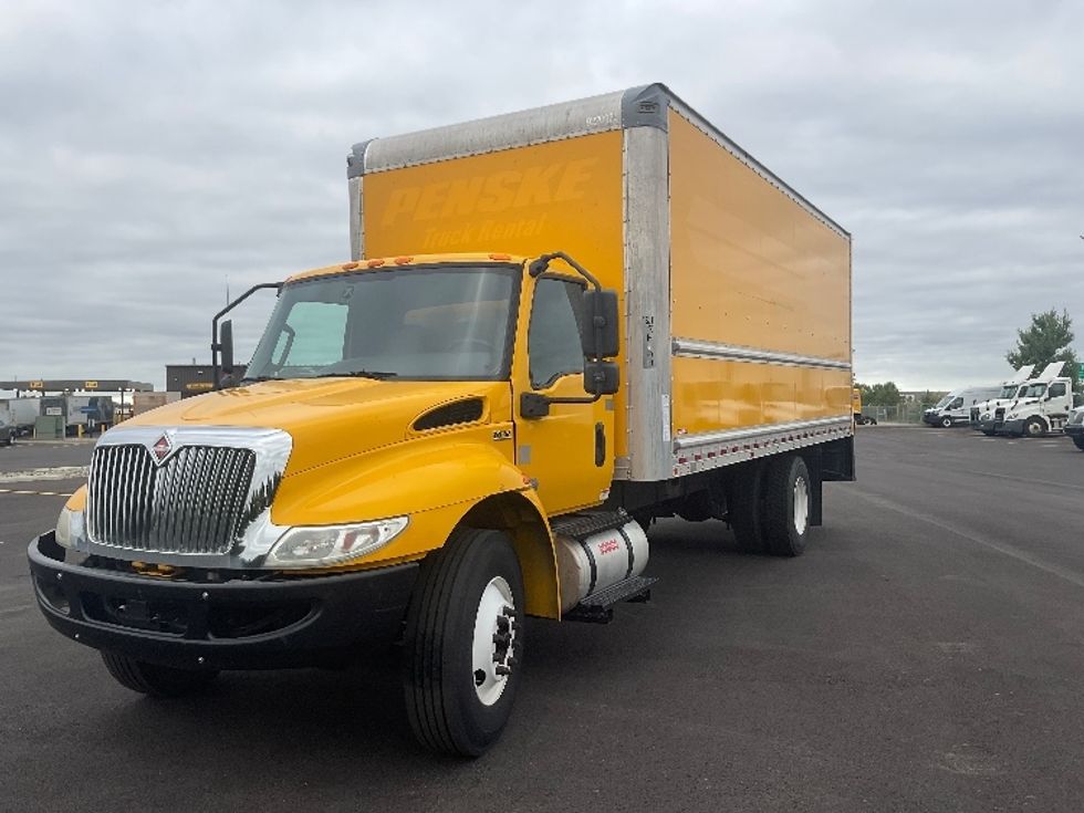 Medium Duty Box Truck-Light and Medium Duty Trucks-International-2021-MV607-Middlefield-OH-175,296\n\t\tmiles-$ 35,500 - Image 3