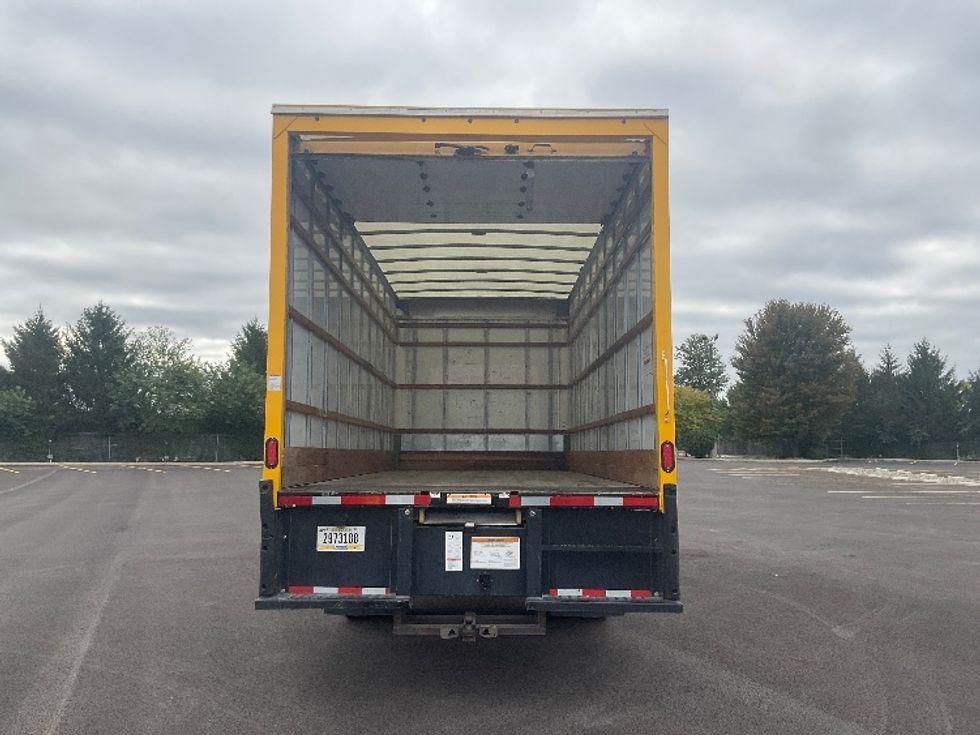 Medium Duty Box Truck-Light and Medium Duty Trucks-International-2021-MV607-Middlefield-OH-175,296\n\t\tmiles-$ 35,500 - Image 8