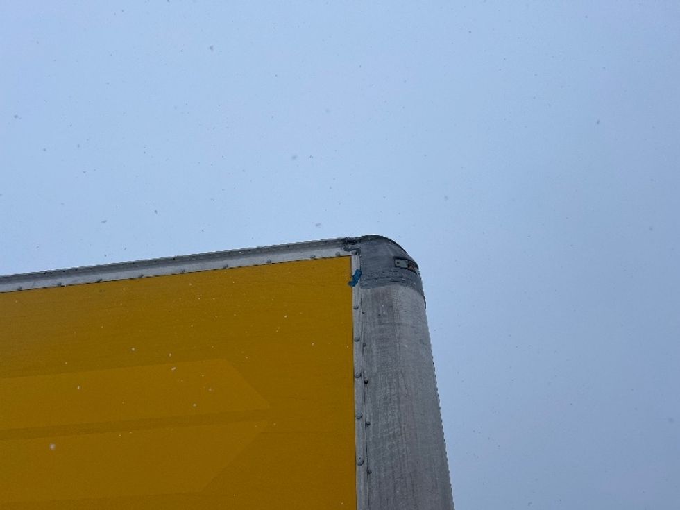 Medium Duty Box Truck-Light and Medium Duty Trucks-International-2021-MV607-Middlefield-OH-187,715\n\t\tmiles-$ 37,000 - Image 25