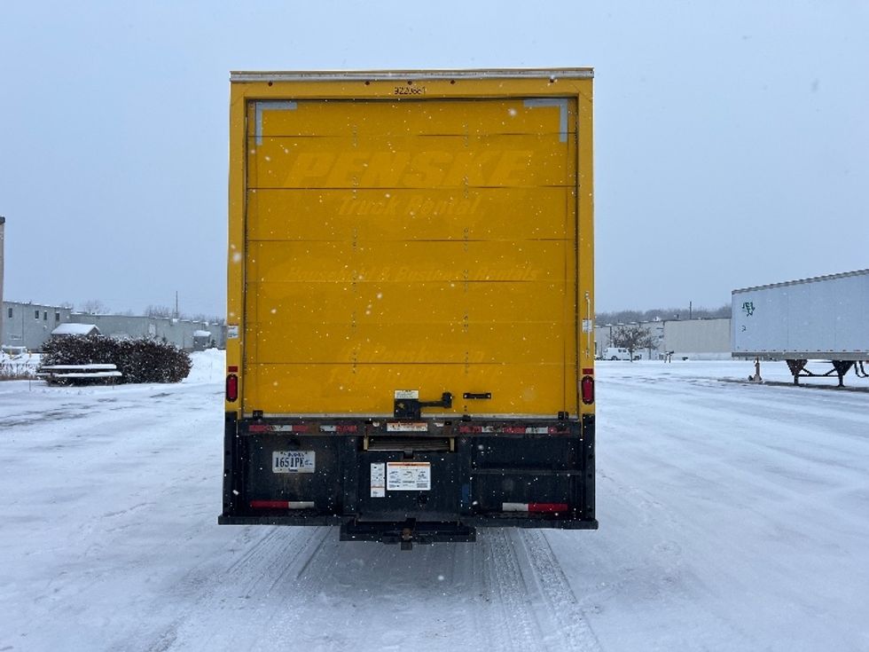 Medium Duty Box Truck-Light and Medium Duty Trucks-International-2021-MV607-Middlefield-OH-187,715\n\t\tmiles-$ 37,000 - Image 7