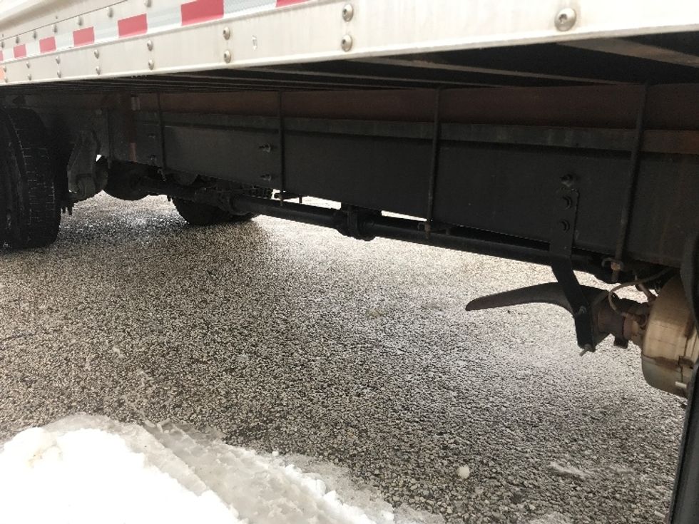 Medium Duty Box Truck-Light and Medium Duty Trucks-International-2021-MV607-Middlefield-OH-212,427\n\t\tmiles-$ 38,250 - Image 14