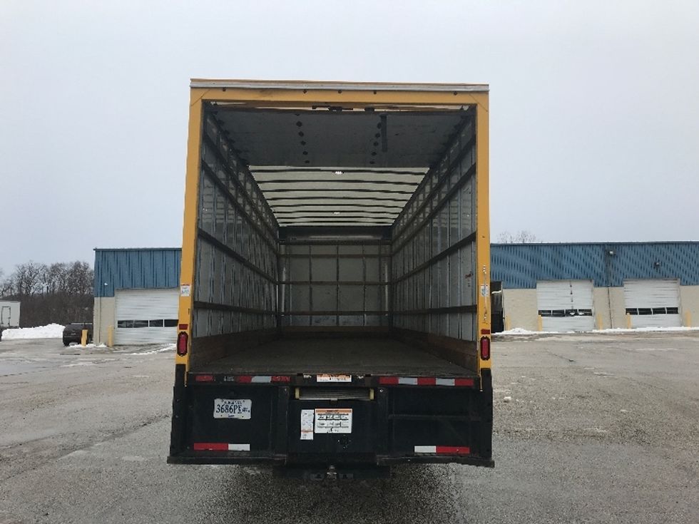 Medium Duty Box Truck-Light and Medium Duty Trucks-International-2021-MV607-Middlefield-OH-212,427\n\t\tmiles-$ 38,250 - Image 8